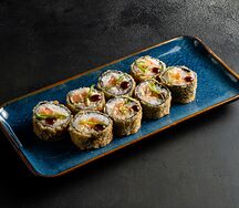 Горячий ролл с лососем и креветкой