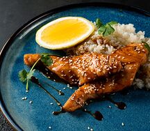 Лосось терияки с рисом