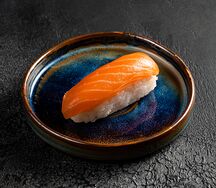 Суши Лосось