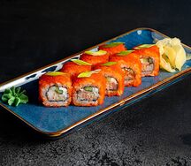 Ролл Калифорния с крабом