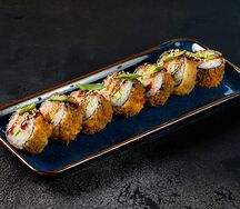 Горячий ролл с крабом