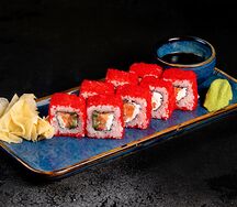 Ролл Калифорния с лососем