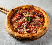 Пицца Баварская