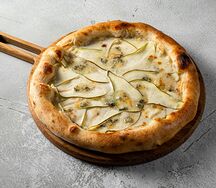 Пицца Груша, горгонзола