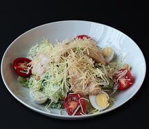 Цезарь с курицей