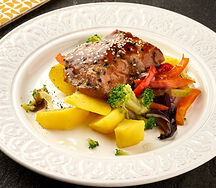 Красная рыбка в соусе терияки, с овощами гриль и отварным картофелем