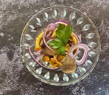 Разносол из маринованных грибов