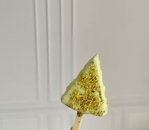 Фисташковый чизкейк на палочке