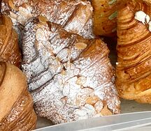 Миндальный круассан 