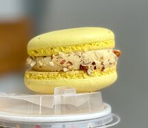 Макаронс Персик, дорблю, орехи