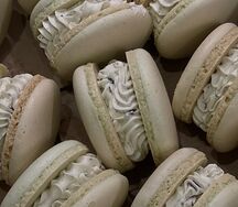 Макарон мята-шоколад