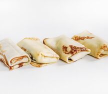 Блинчики с творогом и изюмом