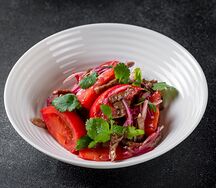 Салат Тбилиси с телятиной