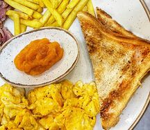 Большой сытный завтрак