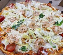 Пицца Цезарь с креветками