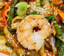 Вок с креветками