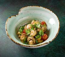 Салат с хрустящими шампиньонами