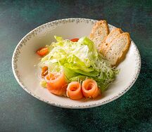 Цезарь с лососем