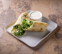 Дурмак с зеленью и сыром сулугуни в лаваше