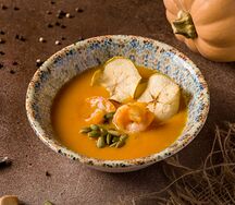 Крем-суп из тыквы с креветками