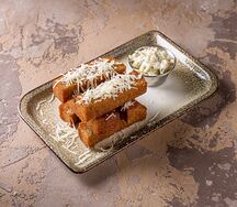 Гренки с чесночным соусом