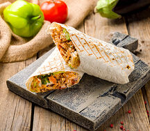 Шаурма в тандырном лаваше