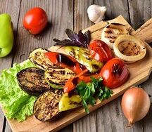 Овощи гриль с чесночным маслом
