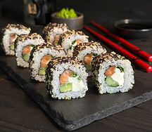 Ролл Филадельфия Black