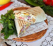 Шаурма с курицей в обычном лаваше