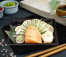 Сашими с лососем