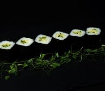 Маки с огурцом