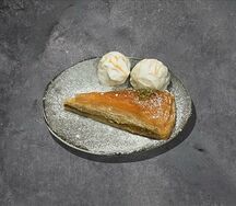 Пахлава с мороженым