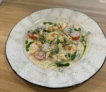 Креветки с чили и сливочным соусом