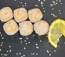 Ролл со спайси креветкой