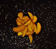 Картофель дольками