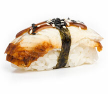 Суши с угрем