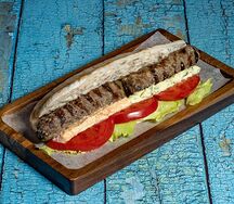 Киприйская пита с кебабом