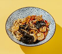 Wok с креветкой