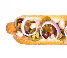 С беконом и халапеньо