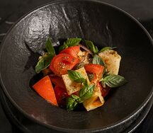 Тосканский салат Панцанелла