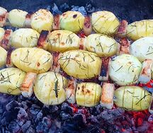 Картофель беби с салом