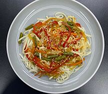 Wok удон с овощами в терияки соусе
