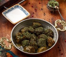 Долма из винoградных листьев