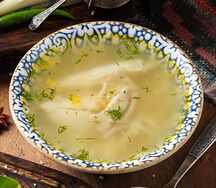 Куриный суп с домашней лапшой