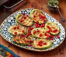 Кабачки жареные с грецким орехом