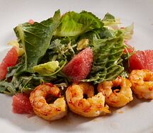 Салат с креветками и грейпфрутом