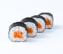 Мини-ролл с лососем