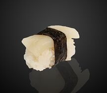 Суши с гребешками