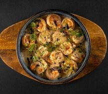 Королевские креветки в соусе сливки-трюфель