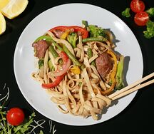 Лаша с говядиной и овощами